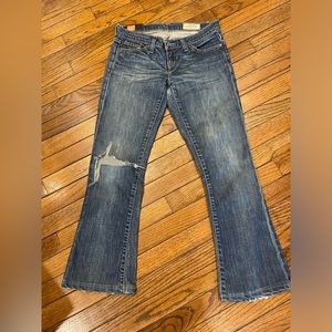 GAP stretch flair ripped jeans - size 2A